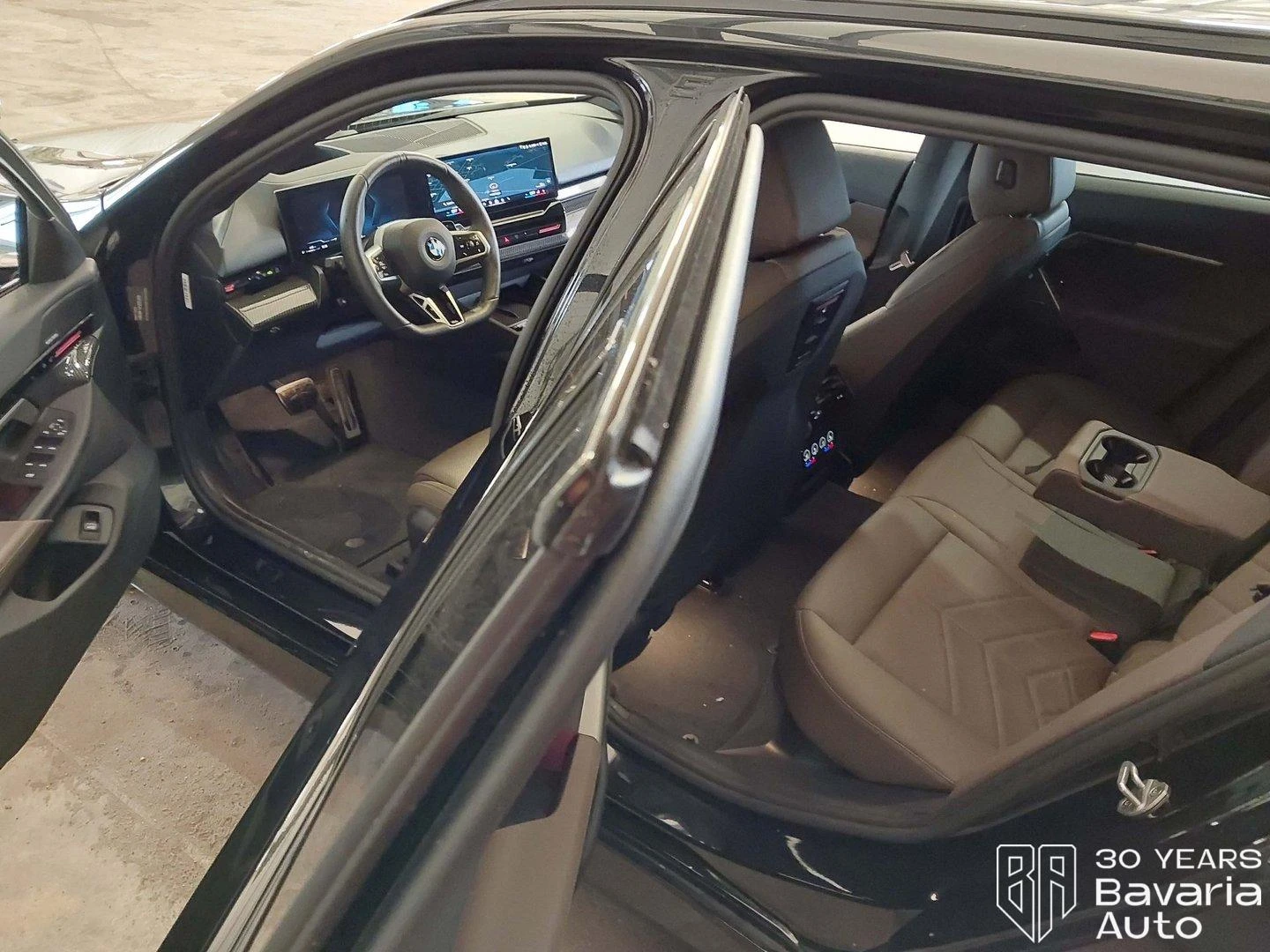 BMW 520 d Touring M Sport Paket Steptronic - изображение 6 | Auto.bg BMW 520 d Touring M Sport Paket Steptronic - изображение 6