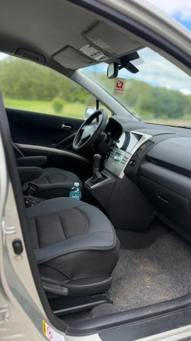 Toyota Corolla verso 1.8 VVT-i Газов инжекцион | Auto.bg — изображение 3 Toyota Corolla verso 1.8 VVT-i Газов инжекцион | Auto.bg — изображение 3
