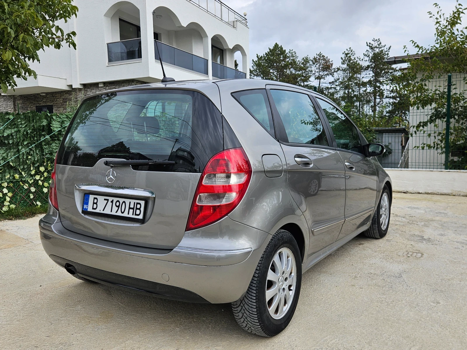 Mercedes-Benz A 180 2.0 cdi - изображение 4 | Auto.bg Mercedes-Benz A 180 2.0 cdi - изображение 4