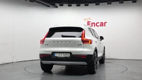 Volvo XC40 B4 Inscription* КОЖА* НАВИ* ПАНО* 360 | Auto.bg — изображение 4 Volvo XC40 B4 Inscription* КОЖА* НАВИ* ПАНО* 360 | Auto.bg — изображение 4
