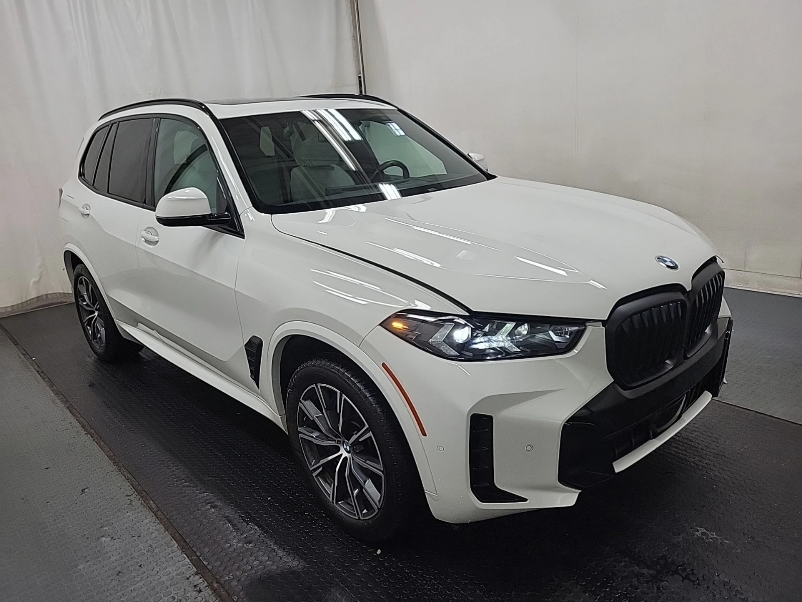 BMW X5 * * CARFAX * * АВТО КРЕДИТ * *  - изображение 3 | Auto.bg BMW X5 * * CARFAX * * АВТО КРЕДИТ * *  - изображение 3