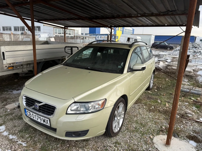 Volvo V50 D5 - 1100 € / 2151.41 лв. - 22429496 1 | Car24.bg Volvo V50 D5 - 1100 € / 2151.41 лв. - 22429496 1