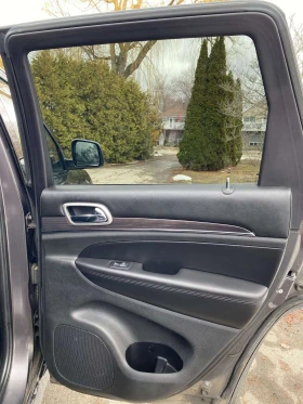 Jeep Grand cherokee * 4WD 4dr Overland * CARFAX * ЦЕНА ДО БГ - 9350 € / 18287.01 лв. - 43313041 12 | Car24.bg Jeep Grand cherokee * 4WD 4dr Overland * CARFAX * ЦЕНА ДО БГ - 9350 € / 18287.01 лв. - 43313041 12