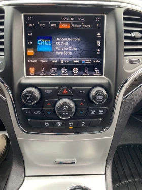 Jeep Grand cherokee * 4WD 4dr Overland * CARFAX * ЦЕНА ДО БГ - 9350 € / 18287.01 лв. - 43313041 13 | Car24.bg Jeep Grand cherokee * 4WD 4dr Overland * CARFAX * ЦЕНА ДО БГ - 9350 € / 18287.01 лв. - 43313041 13