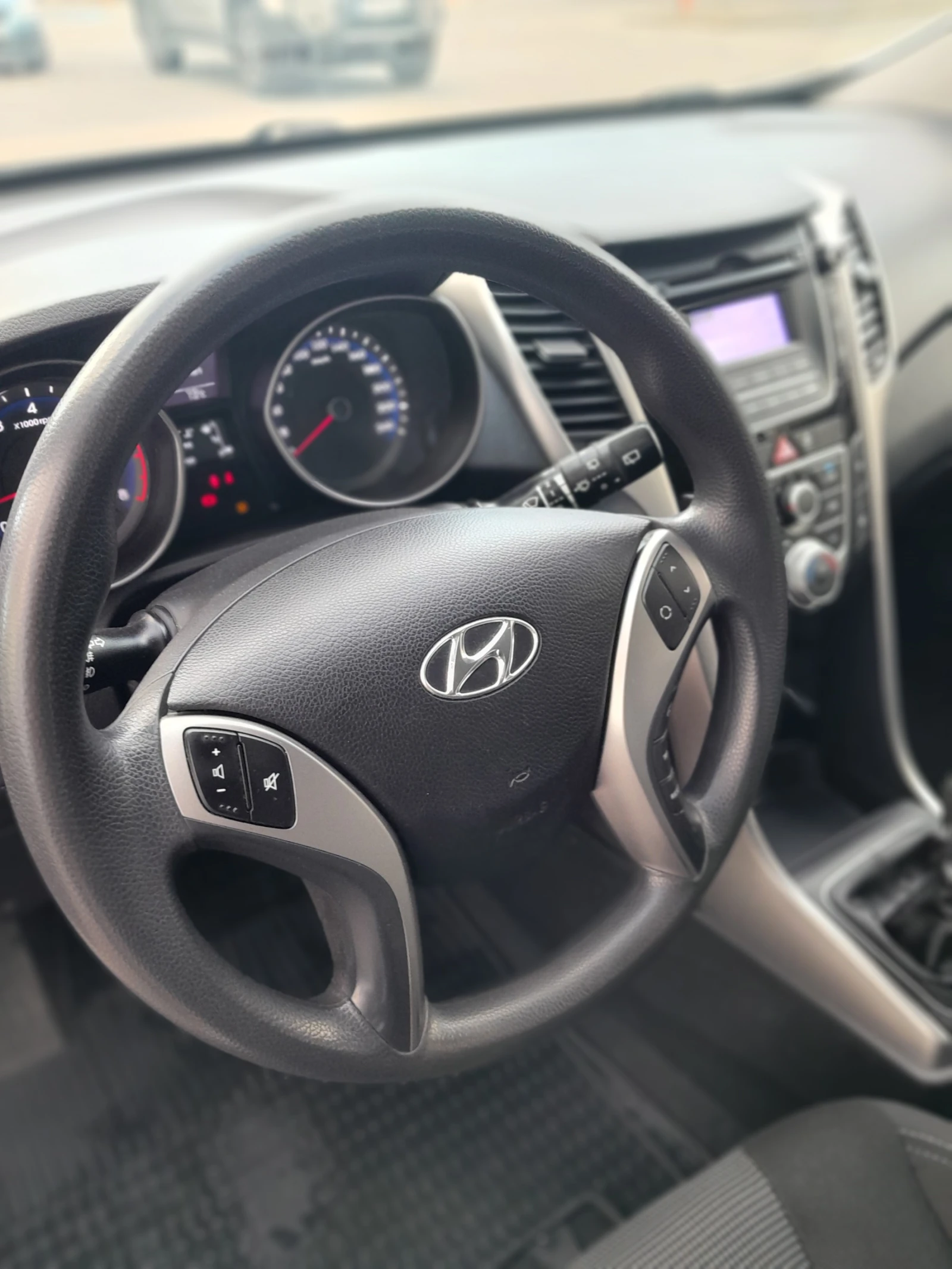 Hyundai I30 1.4-DOHC-Blue drive - изображение 7 | Auto.bg Hyundai I30 1.4-DOHC-Blue drive - изображение 7