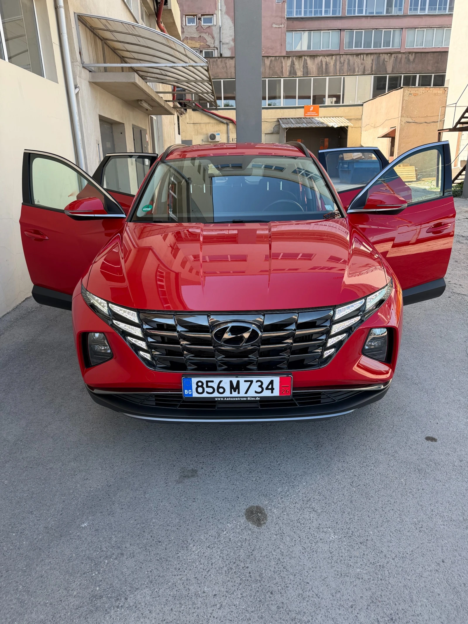 Hyundai Tucson Plug-in hybrid 4x4 | Auto.bg — изображение 1 Hyundai Tucson Plug-in hybrid 4x4 | Auto.bg — изображение 1
