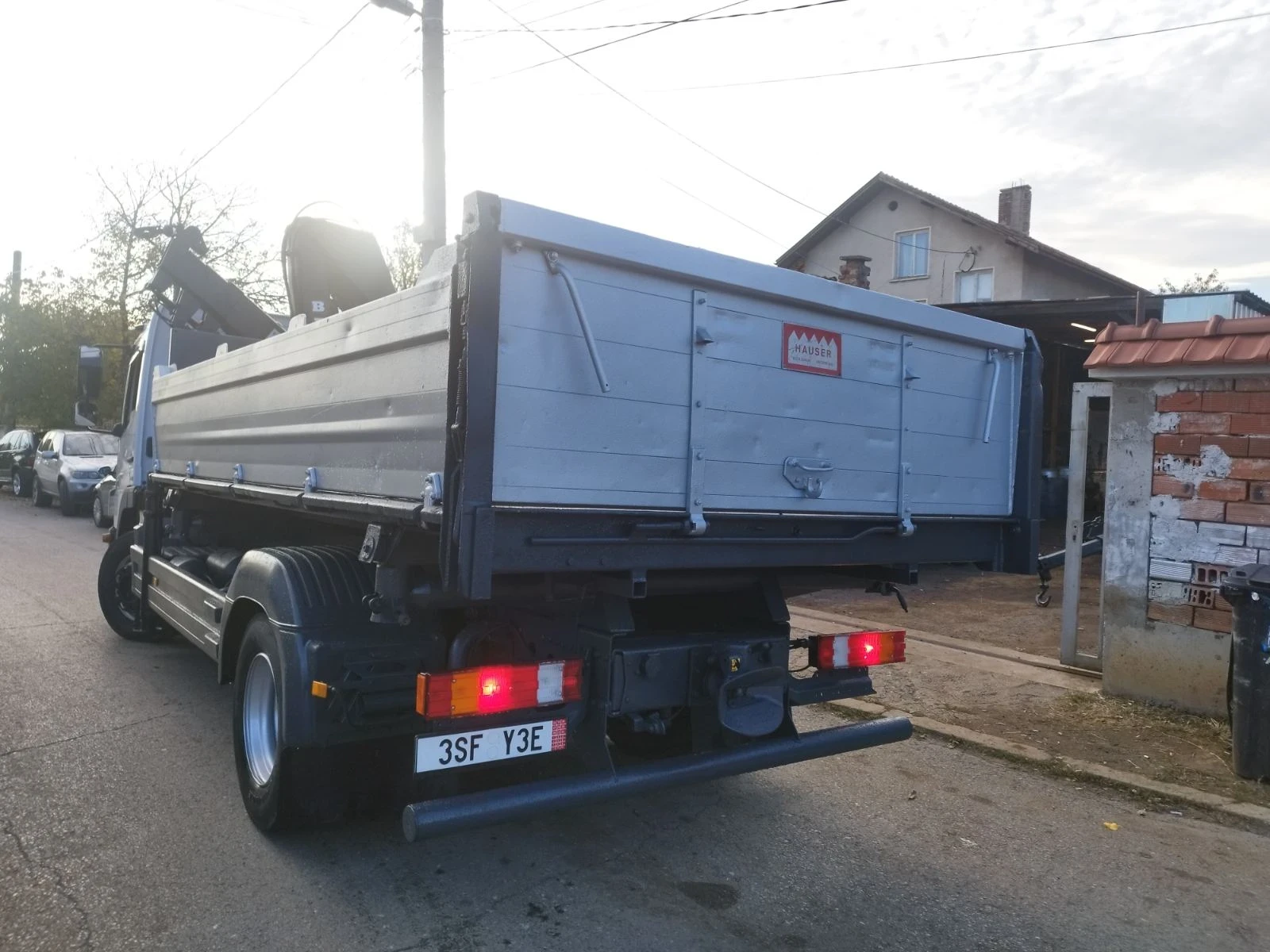 Mercedes-Benz Atego 1224 Тристранен самосвал с Кран ХИАБ 140 КЛИМАТИК  - изображение 7 | Auto.bg Mercedes-Benz Atego 1224 Тристранен самосвал с Кран ХИАБ 140 КЛИМАТИК  - изображение 7