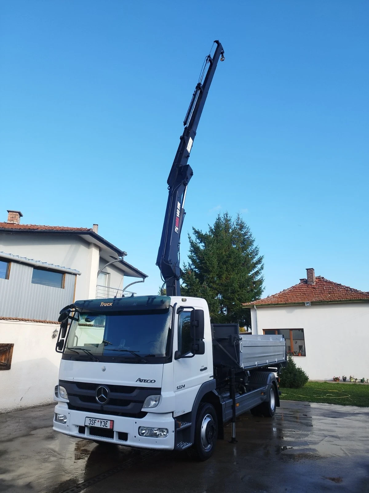 Mercedes-Benz Atego 1224 Тристранен самосвал с Кран ХИАБ 140 КЛИМАТИК  - изображение 5 | Auto.bg Mercedes-Benz Atego 1224 Тристранен самосвал с Кран ХИАБ 140 КЛИМАТИК  - изображение 5