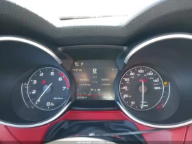 Alfa Romeo Stelvio SPORT AWD - 13000 € / 25425.79 лв. - 56801199 12 | Car24.bg Alfa Romeo Stelvio SPORT AWD - 13000 € / 25425.79 лв. - 56801199 12