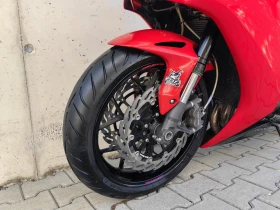 Honda Cbr 1000RR Fireblade (2015) | Auto.bg — изображение 13 Honda Cbr 1000RR Fireblade (2015) | Auto.bg — изображение 13