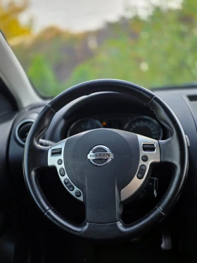 Nissan Qashqai 2.0i 4x4 / Панорама / 360 камери /6скорости | Auto.bg — изображение 11 Nissan Qashqai 2.0i 4x4 / Панорама / 360 камери /6скорости | Auto.bg — изображение 11