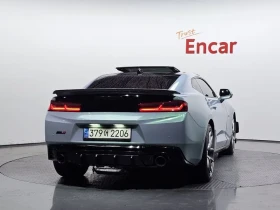 Chevrolet Camaro 6.2 SS V8/HEAD UP/CARBON/ШИБИДАХ/ - 22681 € - 30438942 4 | Car24.bg Chevrolet Camaro 6.2 SS V8/HEAD UP/CARBON/ШИБИДАХ/ - 22681 € - 30438942 4