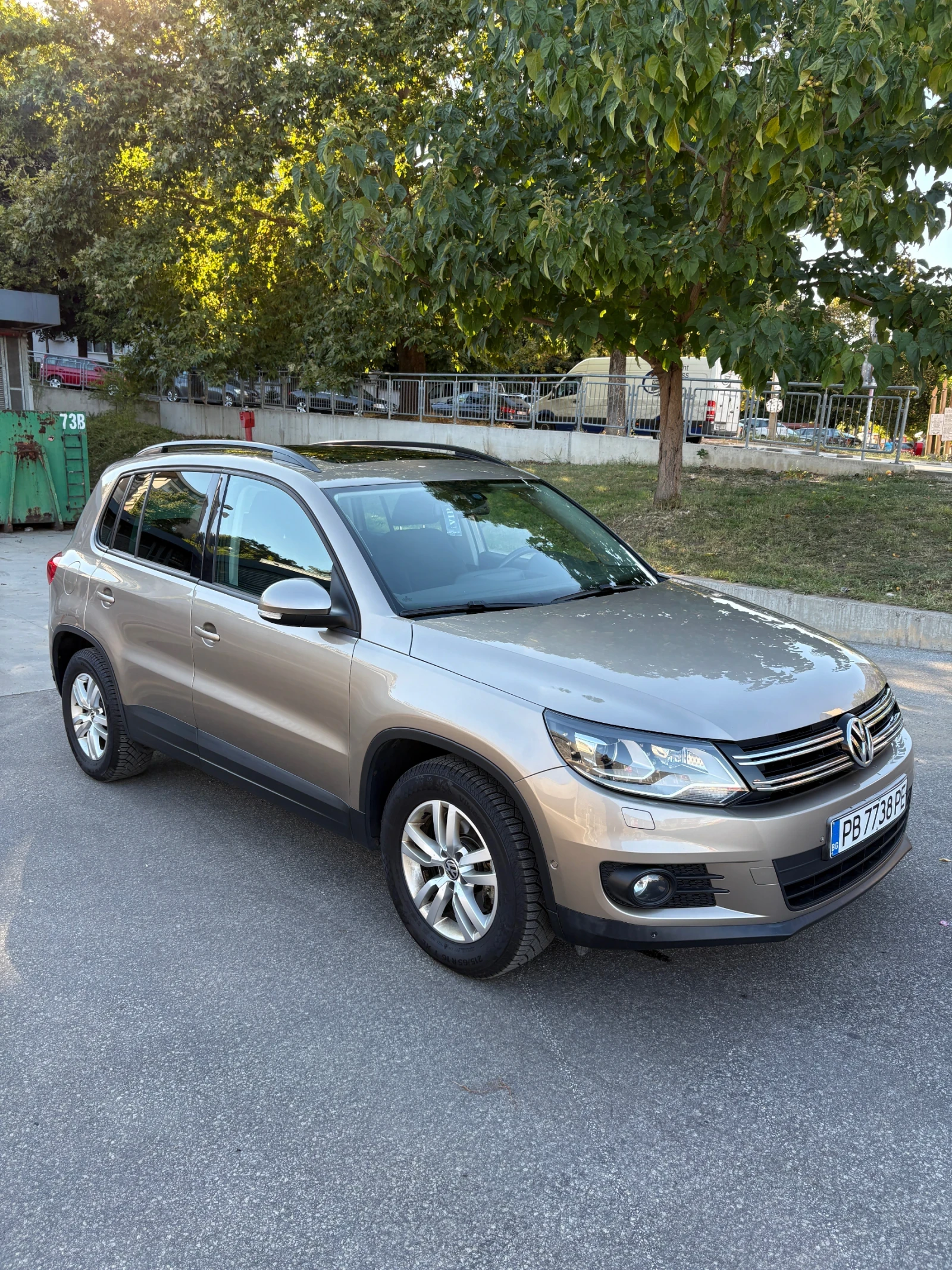 VW Tiguan 2.0 TDI СПОРТ ЛЕД ПАНО ФУЛ СЕРВИЗ !!!!! - изображение 2 | Auto.bg VW Tiguan 2.0 TDI СПОРТ ЛЕД ПАНО ФУЛ СЕРВИЗ !!!!! - изображение 2