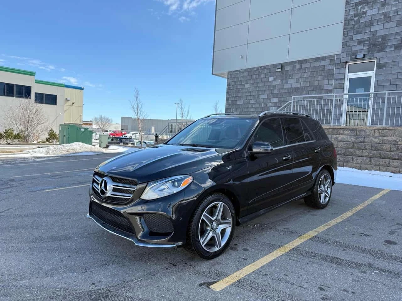 Mercedes-Benz GLE 400 /Harman Kardon / 360 / CARFAX / АВТОКРЕДИТ | Auto.bg — изображение 1 Mercedes-Benz GLE 400 /Harman Kardon / 360 / CARFAX / АВТОКРЕДИТ | Auto.bg — изображение 1