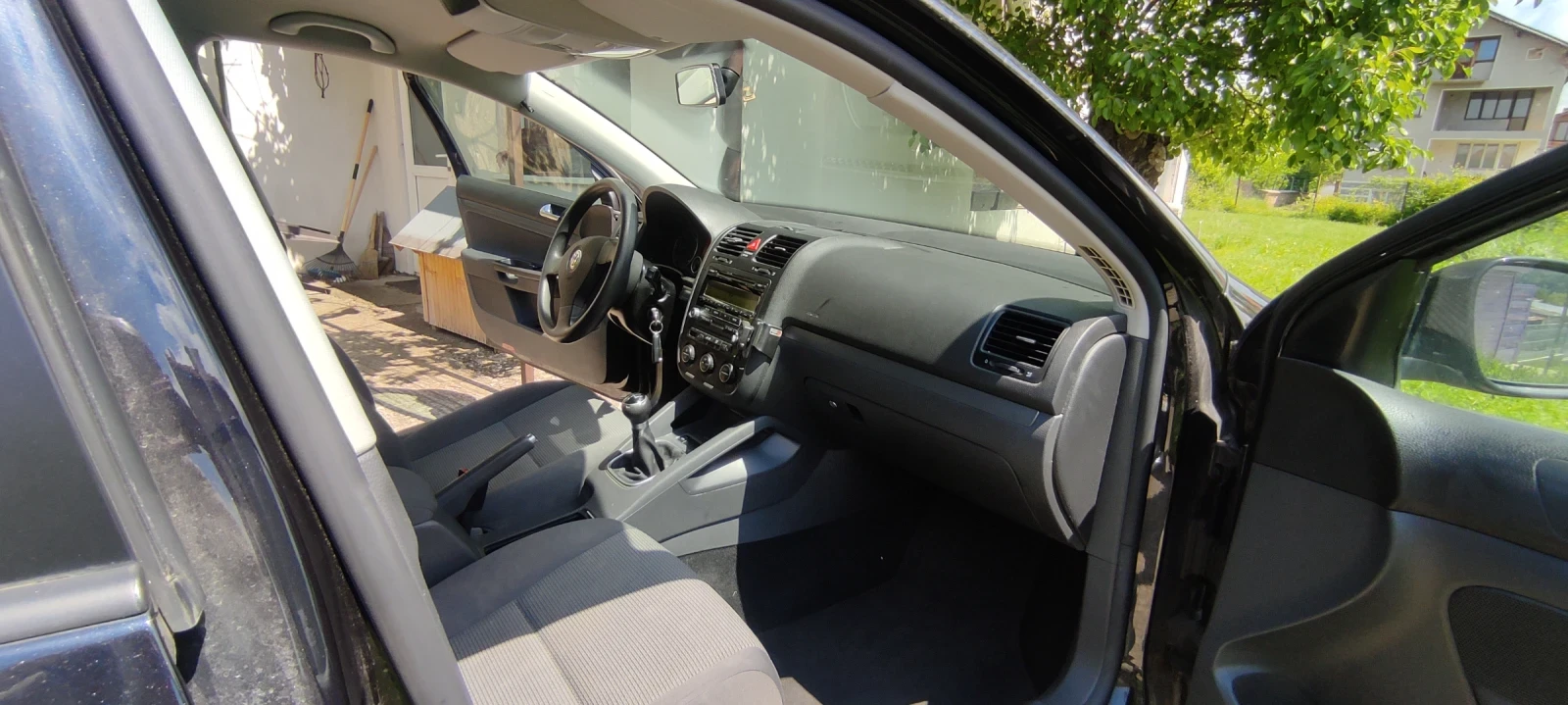 VW Jetta 1.9 tdi 105 - изображение 3 | Auto.bg VW Jetta 1.9 tdi 105 - изображение 3