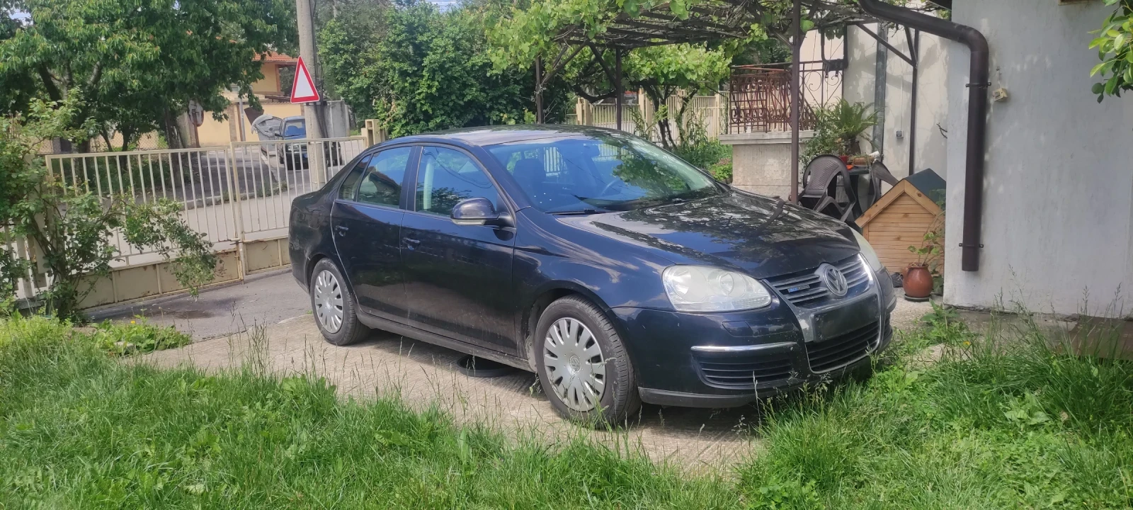 VW Jetta 1.9 tdi 105 - изображение 2 | Auto.bg VW Jetta 1.9 tdi 105 - изображение 2