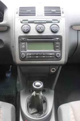 VW Touran undefined | Auto.bg — изображение 11 VW Touran undefined | Auto.bg — изображение 11