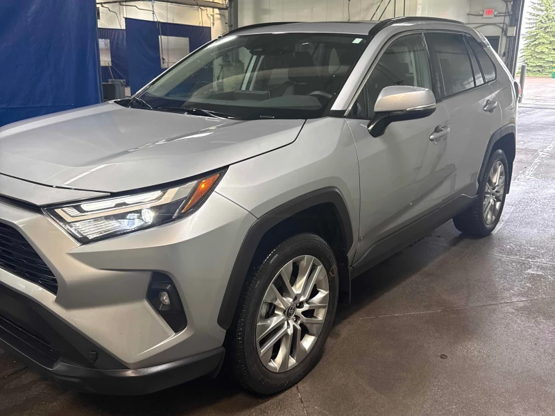 Toyota Rav4 XLE * * CARFAX * * АВТО КРЕДИТ * * - 27500 € / 53785.32 лв. - 46181486 1 | Car24.bg Toyota Rav4 XLE * * CARFAX * * АВТО КРЕДИТ * * - 27500 € / 53785.32 лв. - 46181486 1