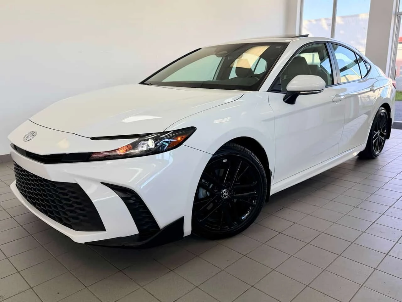 Toyota Camry SE CVT * CARFAX * БЕЗ ПЪРВОНАЧАЛНА ВНОСКА | Auto.bg — изображение 1 Toyota Camry SE CVT * CARFAX * БЕЗ ПЪРВОНАЧАЛНА ВНОСКА | Auto.bg — изображение 1