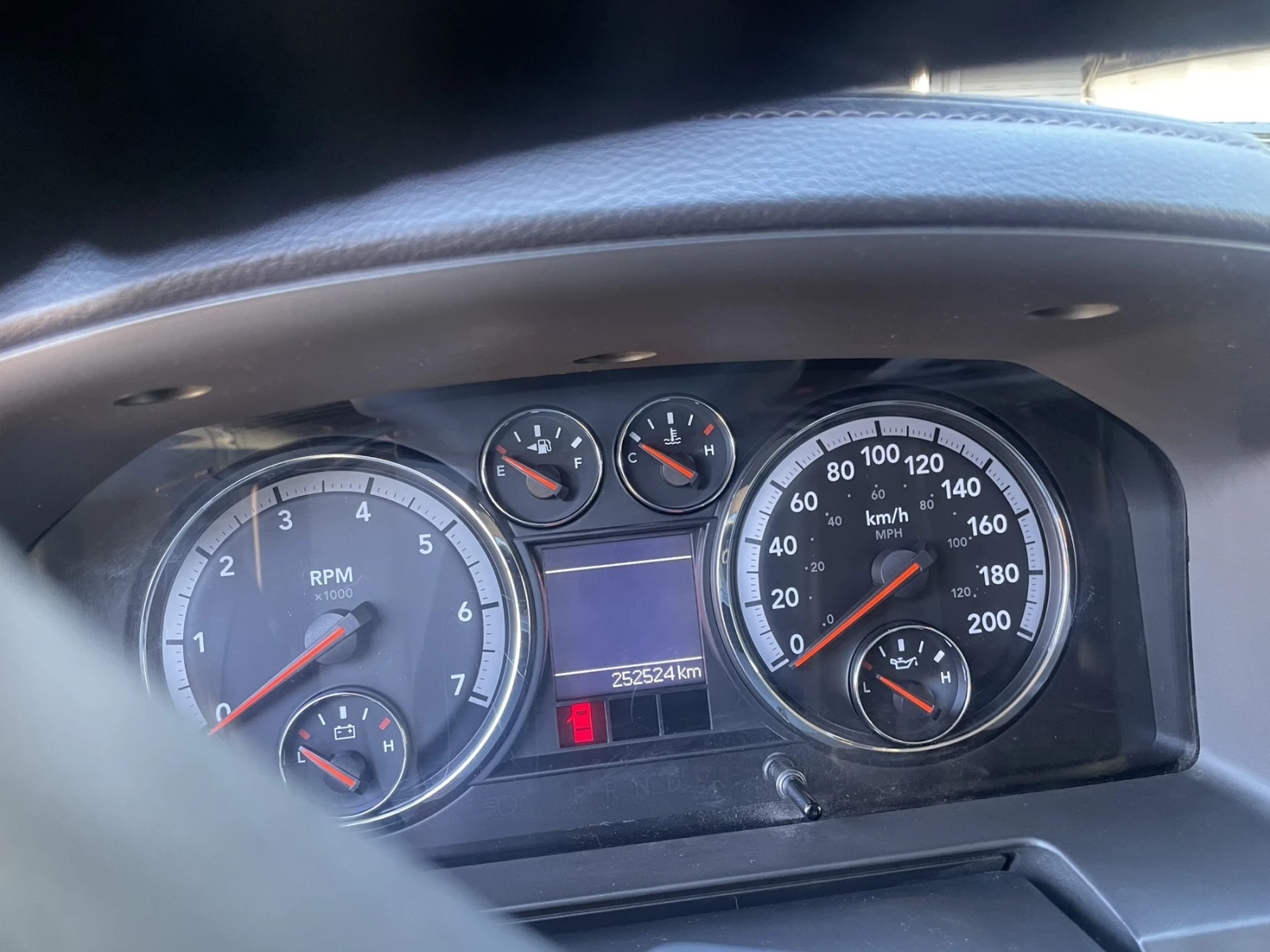 Dodge RAM 1500 5, 7 HEMI SLT - изображение 6 | Auto.bg Dodge RAM 1500 5, 7 HEMI SLT - изображение 6