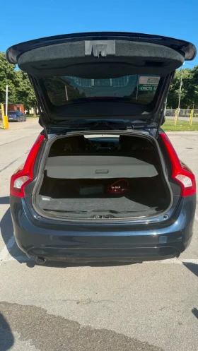 Volvo V60 2.0, D3, 5 цилиндров, 136 к.с. - 7100 € / 13886.39 лв. - 41681692 10 | Car24.bg Volvo V60 2.0, D3, 5 цилиндров, 136 к.с. - 7100 € / 13886.39 лв. - 41681692 10