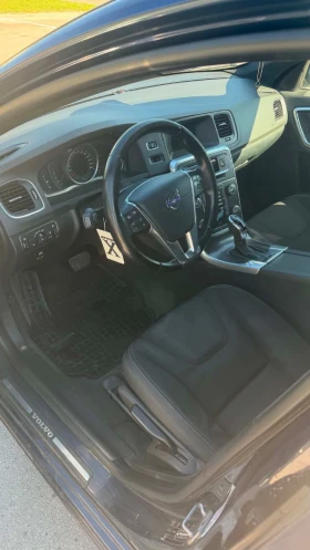 Volvo V60 2.0, D3, 5 цилиндров, 136 к.с. - 7100 € / 13886.39 лв. - 41681692 5 | Car24.bg Volvo V60 2.0, D3, 5 цилиндров, 136 к.с. - 7100 € / 13886.39 лв. - 41681692 5