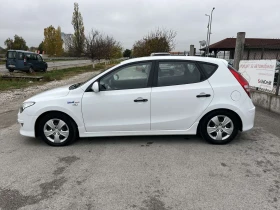 Hyundai I30 1.4I 105кс EURO 4 КЛИМАТРОНИК - 5900 лв. / 3016.62 € - 86527135 6 | Car24.bg Hyundai I30 1.4I 105кс EURO 4 КЛИМАТРОНИК - 5900 лв. / 3016.62 € - 86527135 6