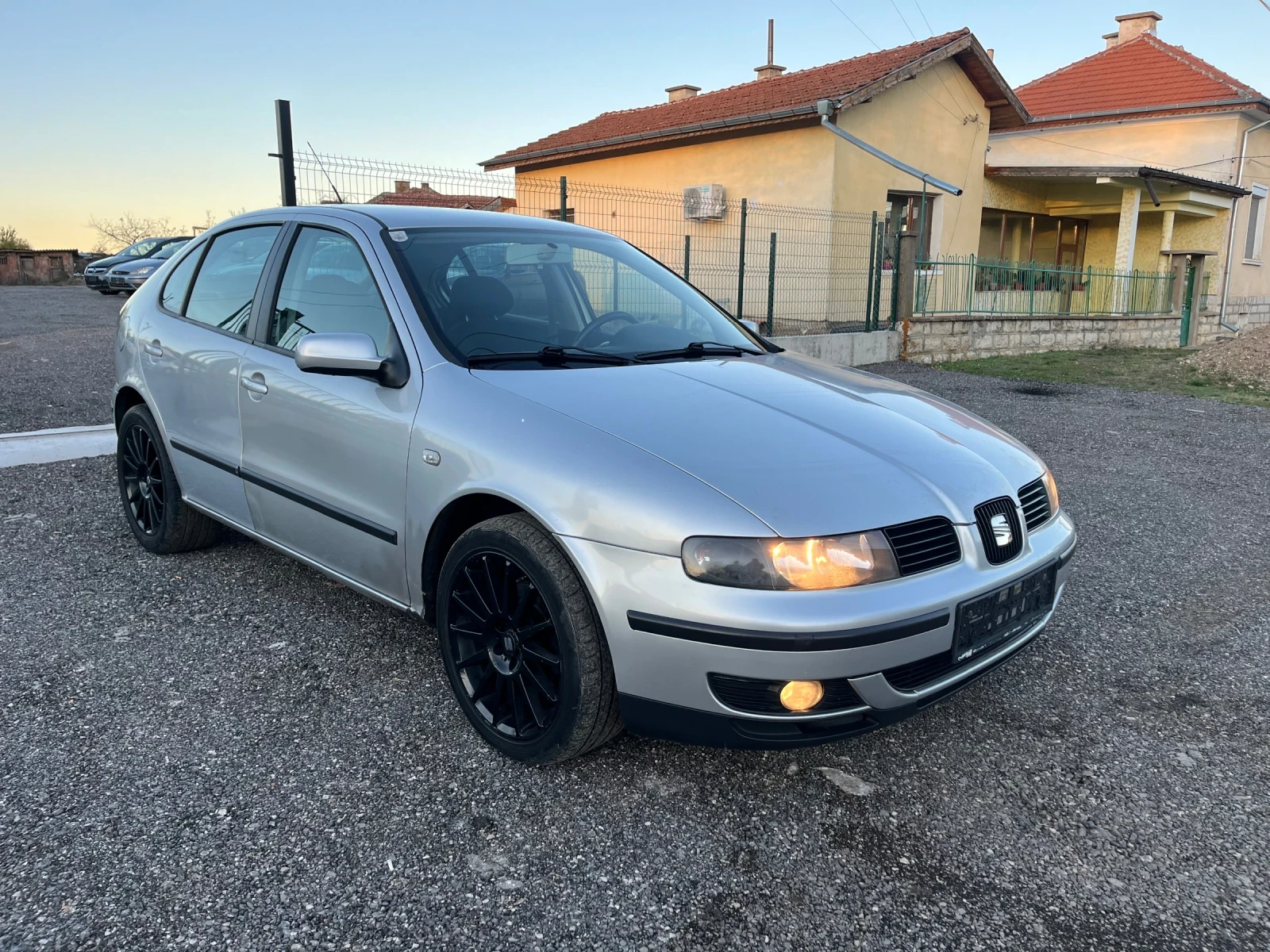 Seat Leon 1.9TDI 110кс - изображение 2 | Auto.bg Seat Leon 1.9TDI 110кс - изображение 2