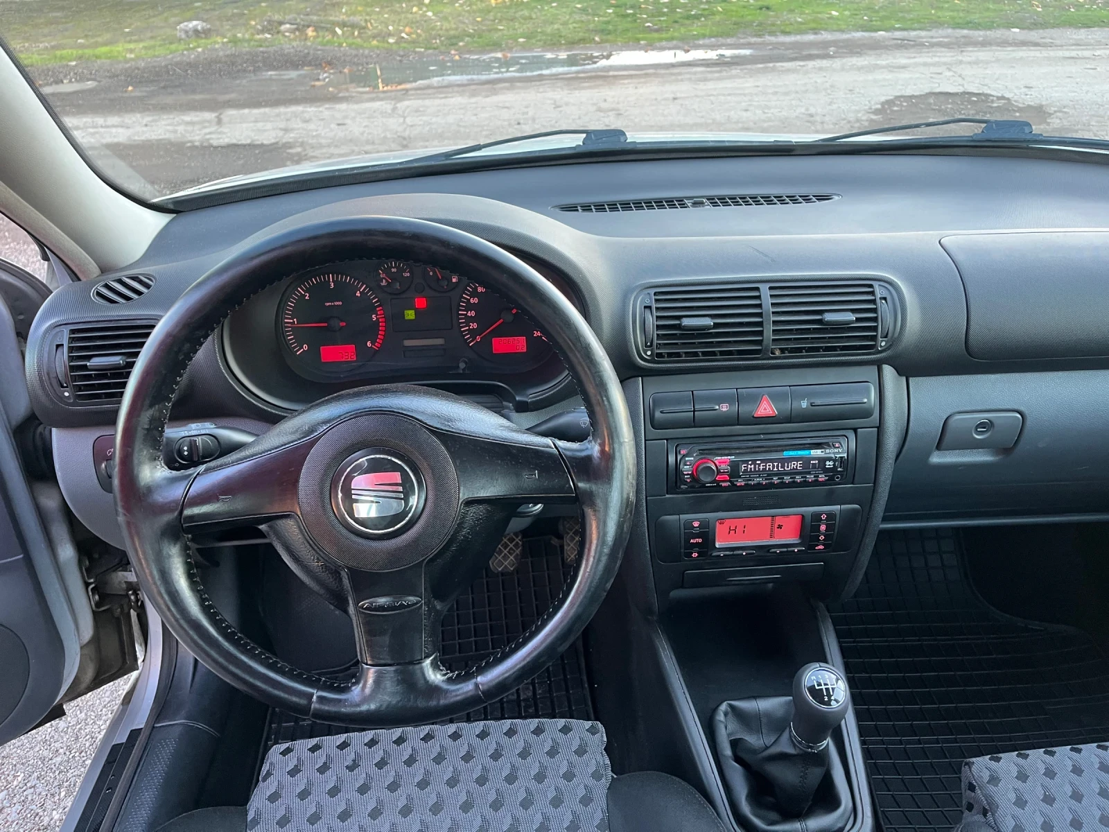 Seat Leon 1.9TDI 110кс - изображение 9 | Auto.bg Seat Leon 1.9TDI 110кс - изображение 9