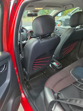 Renault Captur HELLY HANSEN - 9250 € / 18091.43 лв. - 29443291 7 | Car24.bg Renault Captur HELLY HANSEN - 9250 € / 18091.43 лв. - 29443291 7