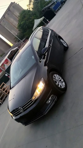 VW Touran 2, 0 TDI 150 | Auto.bg — изображение 4 VW Touran 2, 0 TDI 150 | Auto.bg — изображение 4