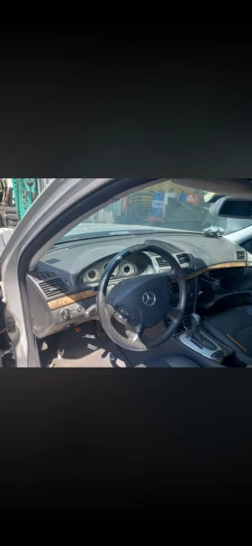 Mercedes-Benz E 320 3.2CDI 224 - 555 € / 1085.49 лв. - 69119303 3 | Car24.bg Mercedes-Benz E 320 3.2CDI 224 - 555 € / 1085.49 лв. - 69119303 3