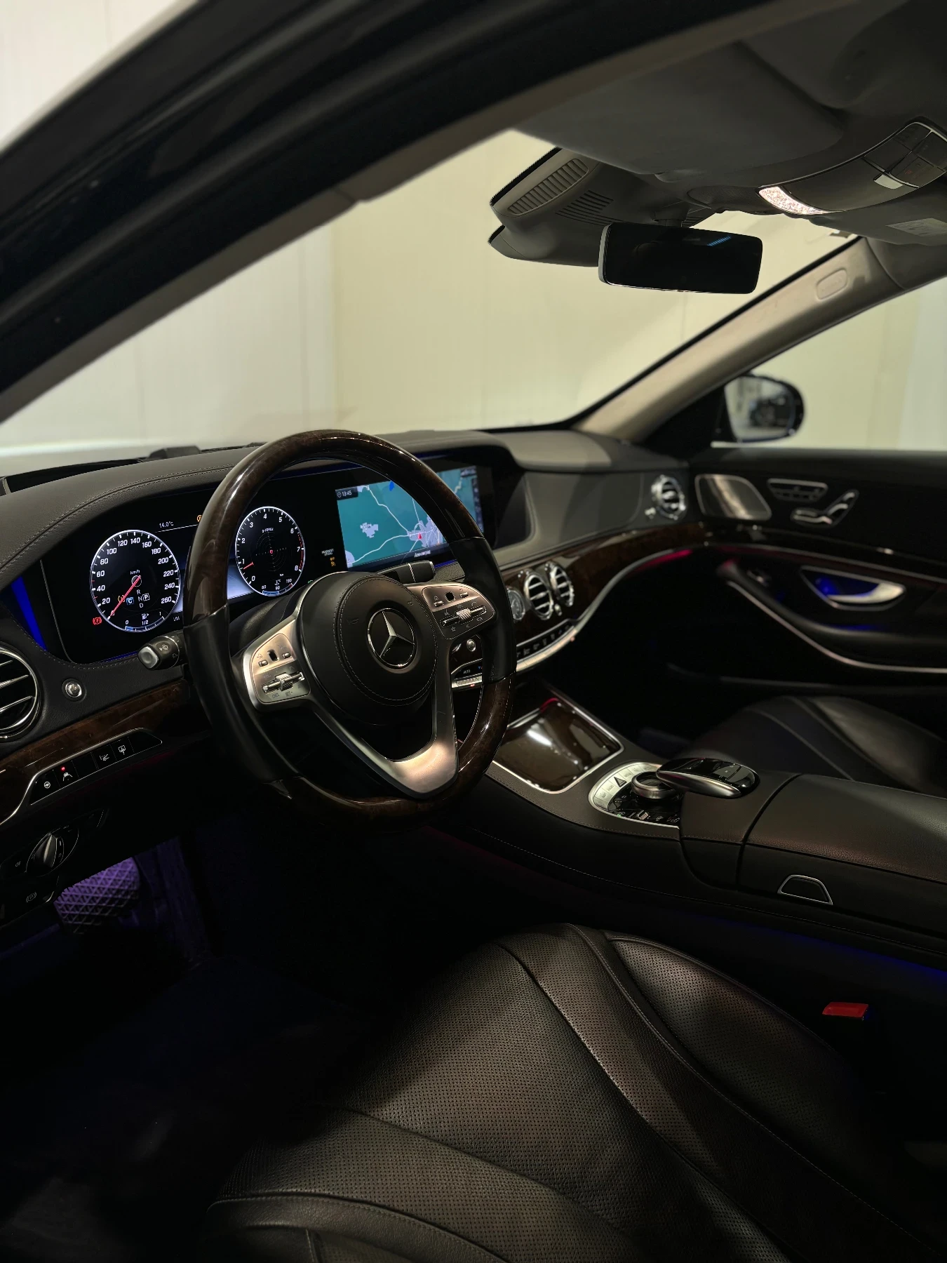 Mercedes-Benz S 560 LIMOUSINE / 99.000 KM / 29.950 лв /ВЪЗМОЖЕН ЛИЗИНГ - изображение 10 | Auto.bg Mercedes-Benz S 560 LIMOUSINE / 99.000 KM / 29.950 лв /ВЪЗМОЖЕН ЛИЗИНГ - изображение 10