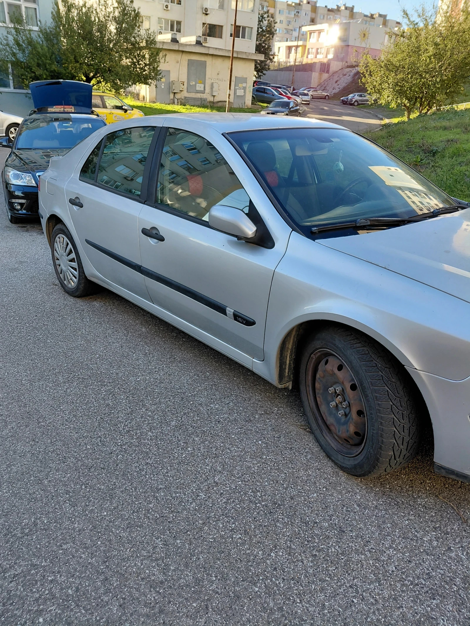 Renault Laguna  - изображение 2 | Auto.bg Renault Laguna  - изображение 2