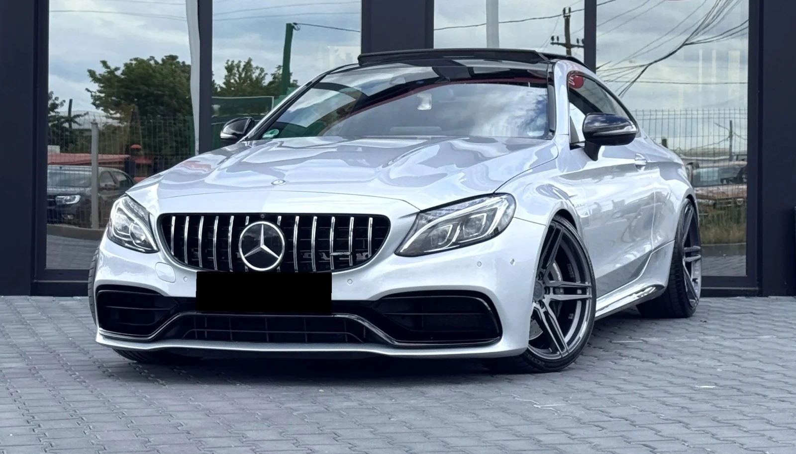 Mercedes-Benz C 63 AMG Coupe | Auto.bg — изображение 1 Mercedes-Benz C 63 AMG Coupe | Auto.bg — изображение 1