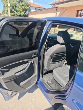 Ford C-max 1.8 TDCI - 3000 € / 5867.49 лв. - 90236609 13 | Car24.bg Ford C-max 1.8 TDCI - 3000 € / 5867.49 лв. - 90236609 13