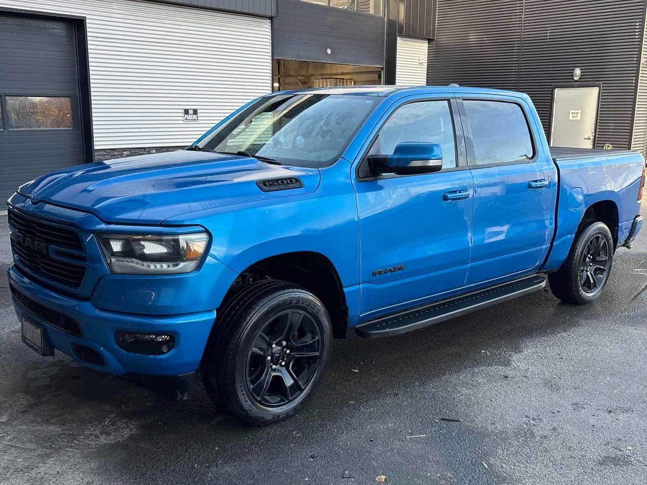 Dodge RAM 1500 * Sport * АВТОКРЕДИТ * ГЛАВНО ПРЕДТСАВИТЕЛСТВО | Auto.bg — изображение 1 Dodge RAM 1500 * Sport * АВТОКРЕДИТ * ГЛАВНО ПРЕДТСАВИТЕЛСТВО | Auto.bg — изображение 1