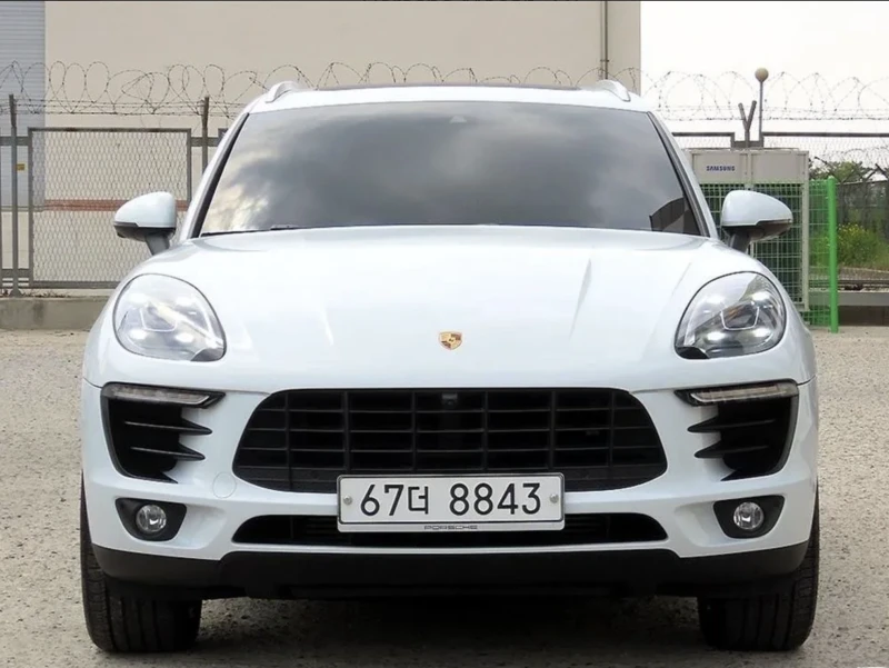 Porsche Macan 2.0 - 23300 € / 45570.84 лв. - 10040969 1 | Car24.bg Porsche Macan 2.0 - 23300 € / 45570.84 лв. - 10040969 1