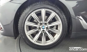 BMW 520 520i Luxury - 18490 € - 98968255 5 | Car24.bg BMW 520 520i Luxury - 18490 € - 98968255 5