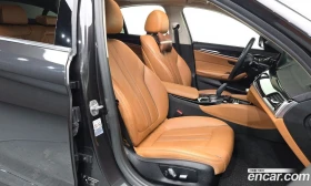 BMW 520 520i Luxury - 18490 € - 98968255 17 | Car24.bg BMW 520 520i Luxury - 18490 € - 98968255 17