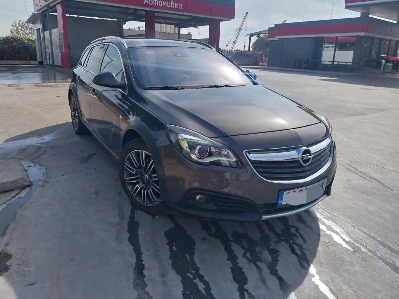 Opel Insignia Country Tourer 195k.c Bi-turbo Full LeD 4х4 - 8600 € - 65361210 1 | Car24.bg Opel Insignia Country Tourer 195k.c Bi-turbo Full LeD 4х4 - 8600 € - 65361210 1