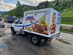 Toyota Hilux 2.5D4D 2WD | Auto.bg — изображение 6 Toyota Hilux 2.5D4D 2WD | Auto.bg — изображение 6