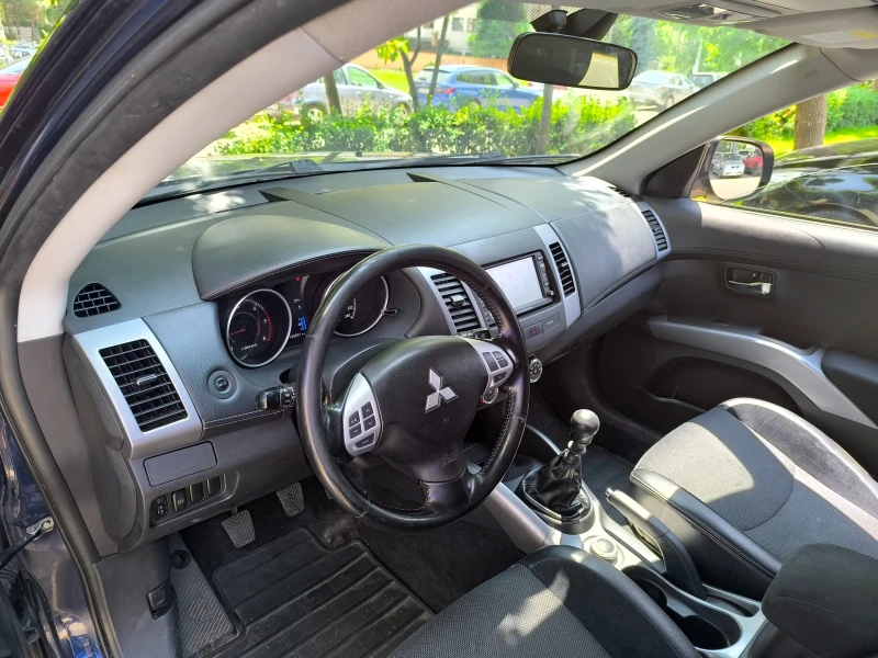 Mitsubishi Outlander 2.0d 6 ск. Обслужена - 5200 € - 12832573 1 | Car24.bg Mitsubishi Outlander 2.0d 6 ск. Обслужена - 5200 € - 12832573 1