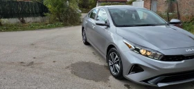 Kia Forte Седан - 17800 € - 78636405 4 | Car24.bg Kia Forte Седан - 17800 € - 78636405 4