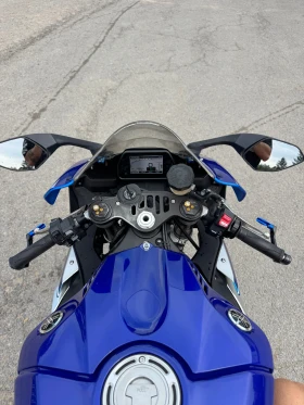 Yamaha YZF-R1 undefined | Auto.bg — изображение 11 Yamaha YZF-R1 undefined | Auto.bg — изображение 11
