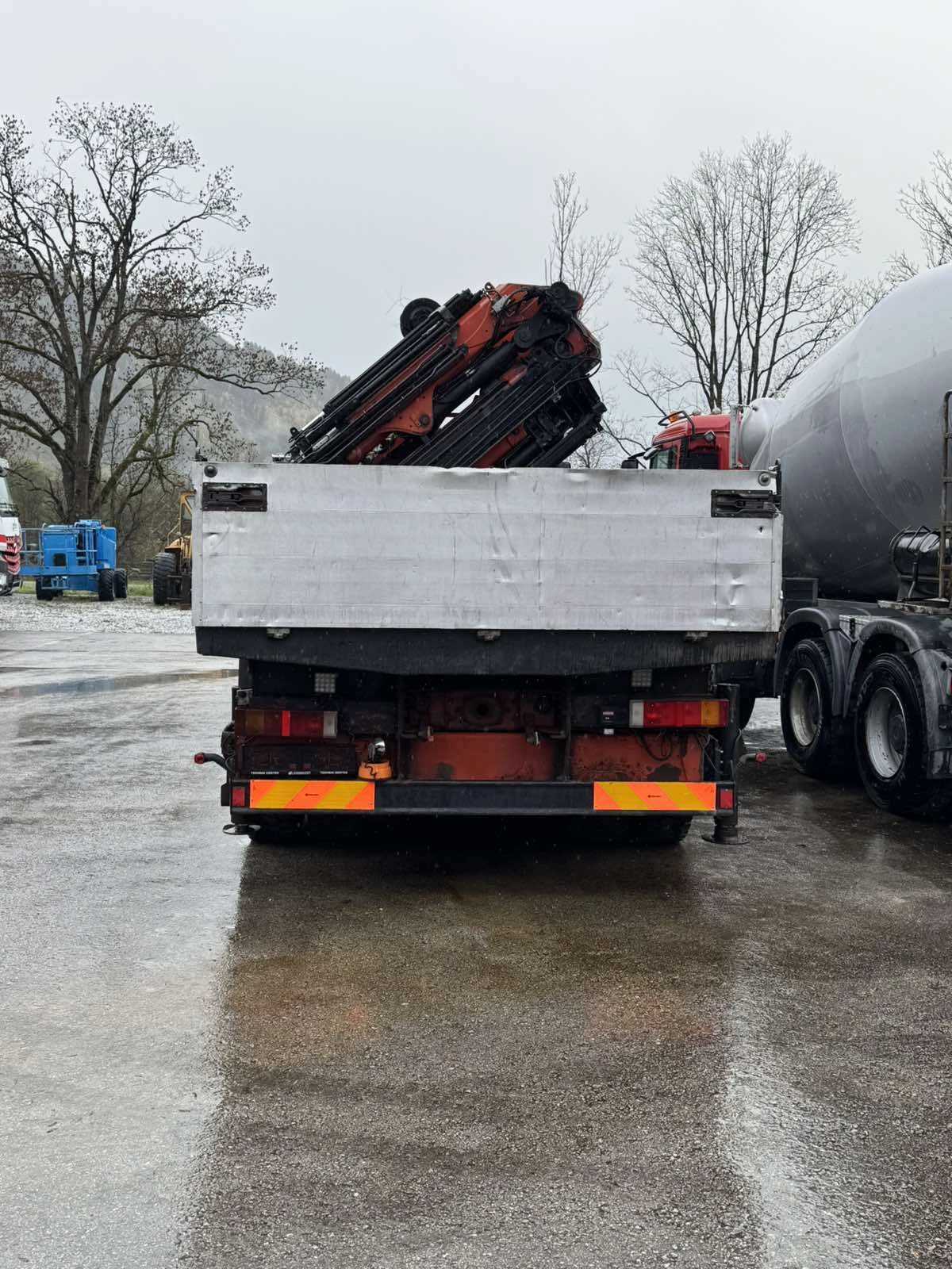 Iveco Trakker 8x4 с кран  - изображение 5 | Auto.bg Iveco Trakker 8x4 с кран  - изображение 5