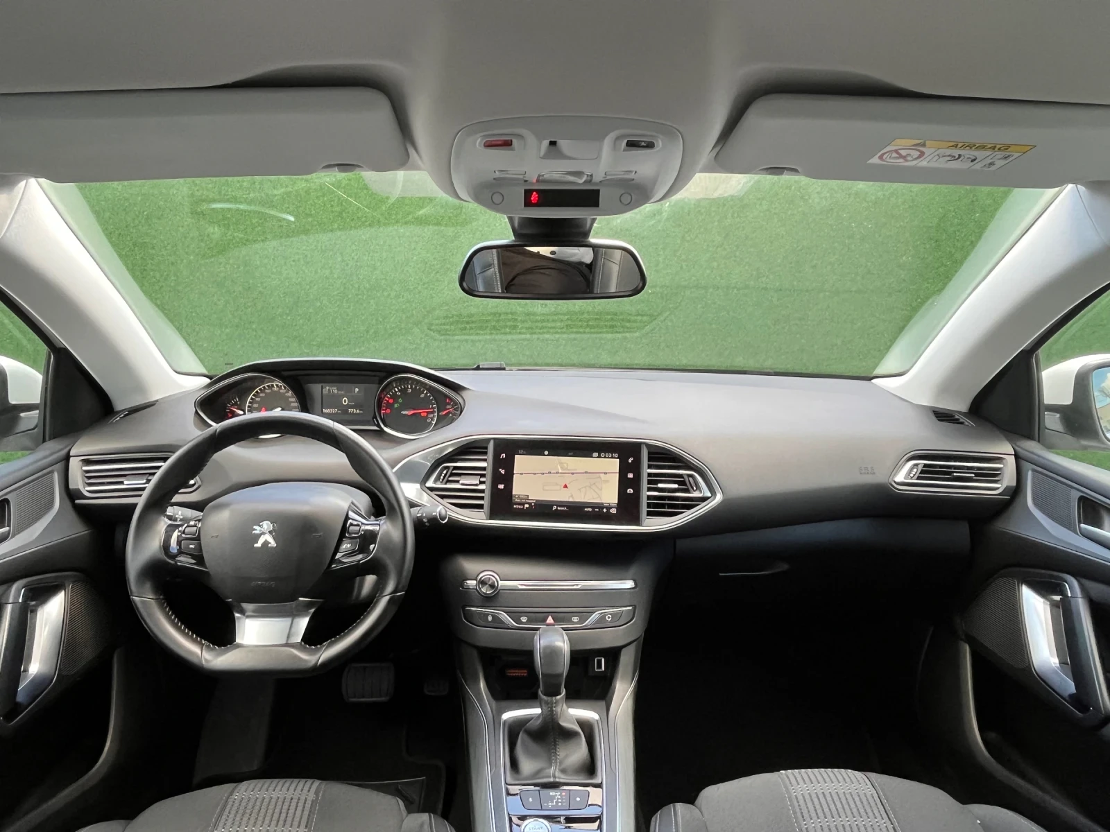 Peugeot 308 Facelift KeyLessGO LED laneAssist - изображение 10 | Auto.bg Peugeot 308 Facelift KeyLessGO LED laneAssist - изображение 10