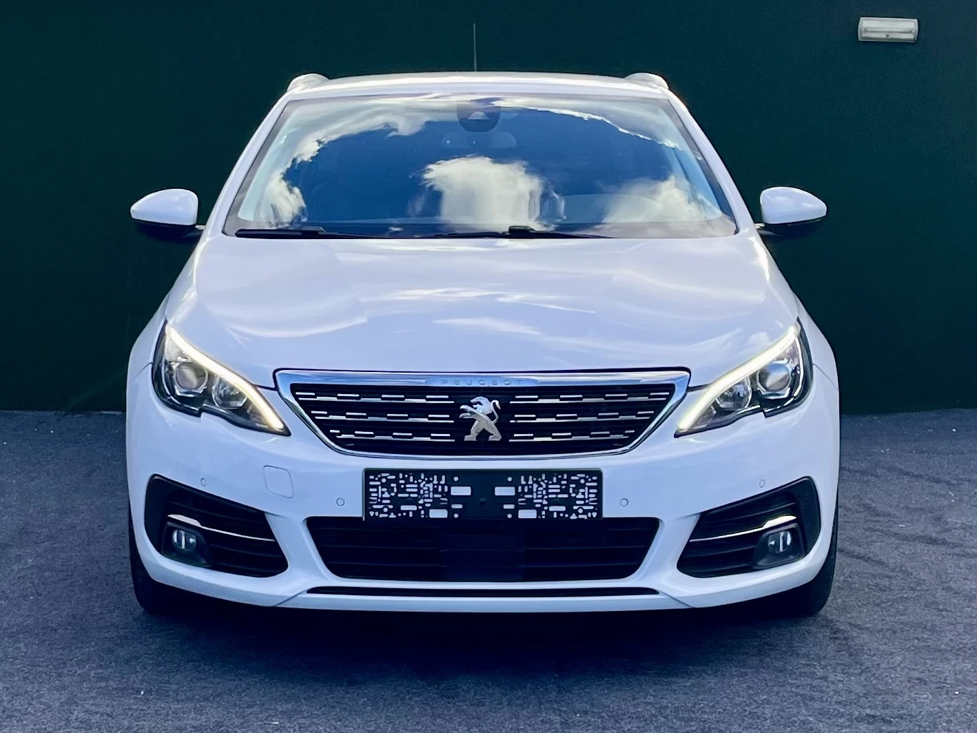 Peugeot 308 Facelift KeyLessGO LED laneAssist - изображение 2 | Auto.bg Peugeot 308 Facelift KeyLessGO LED laneAssist - изображение 2