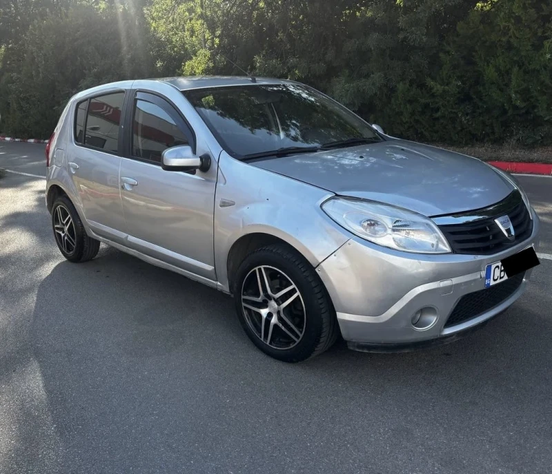 Dacia Sandero 1.6 бензин/климатик - 1400 € / 2738.16 лв. - 96257804 1 | Car24.bg Dacia Sandero 1.6 бензин/климатик - 1400 € / 2738.16 лв. - 96257804 1