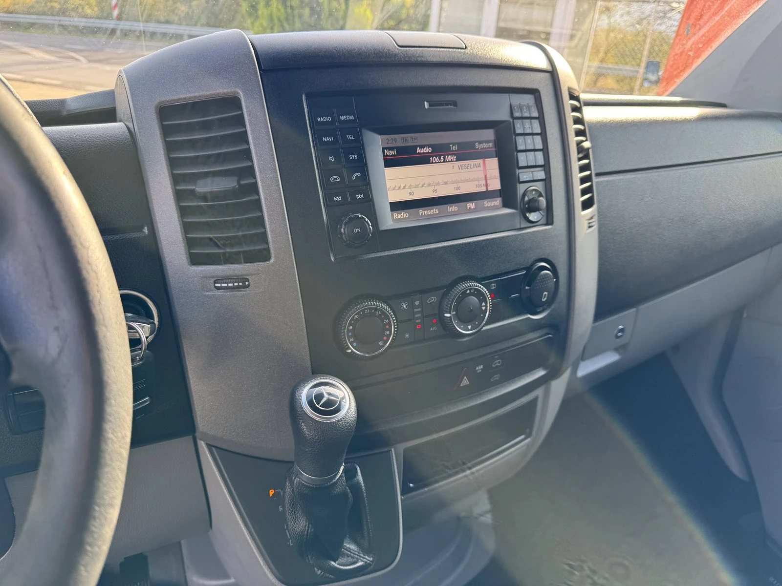 Mercedes-Benz Sprinter MAXI, KLIMA, 220v, HLD - изображение 10 | Auto.bg Mercedes-Benz Sprinter MAXI, KLIMA, 220v, HLD - изображение 10